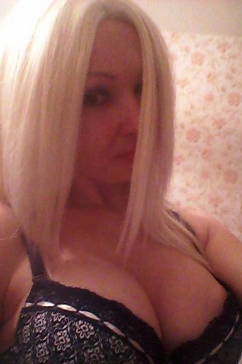 Проститутка Кира КУНИ, Питера у метро Маяковская