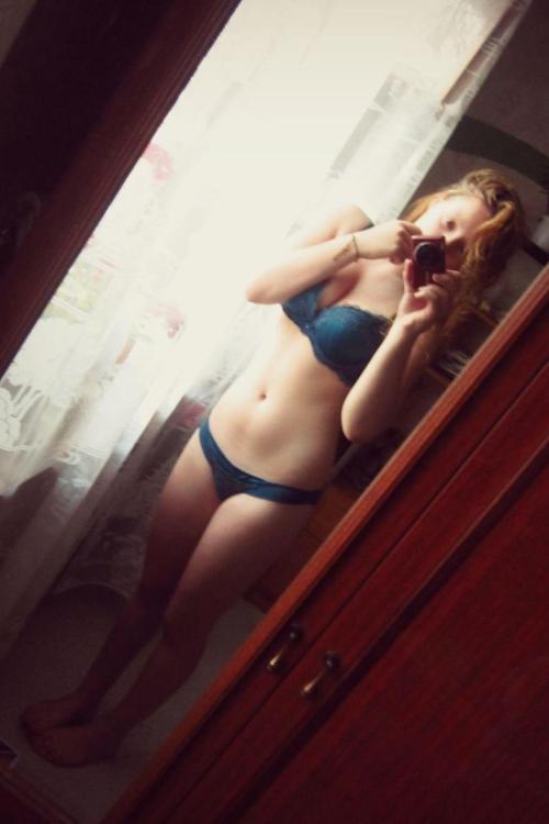 Проститутка Юля, Питера у метро Василеостровская