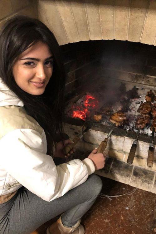 Проститутка Зарина АНАЛ, СПб у метро Парк Победы