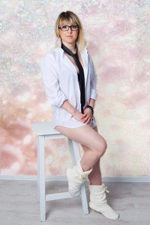 Проститутка Аня, Питера у метро Петроградская