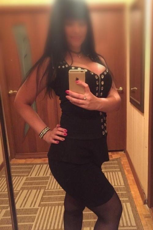 Проститутка Женя, выезд, в Питере у метро Парк Победы