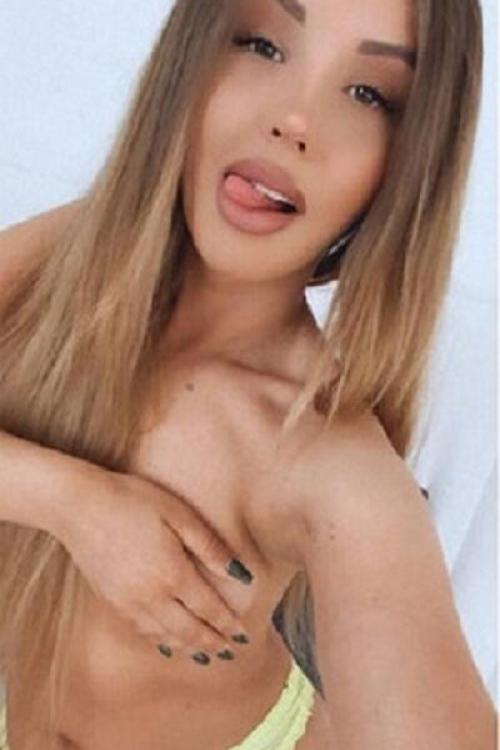 Проститутка Лора, в Питере у метро Ладожская