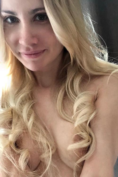 Проститутка Лера, СПб у метро Василеостровская Проститутка Лера, СПб у метро Василеостровская