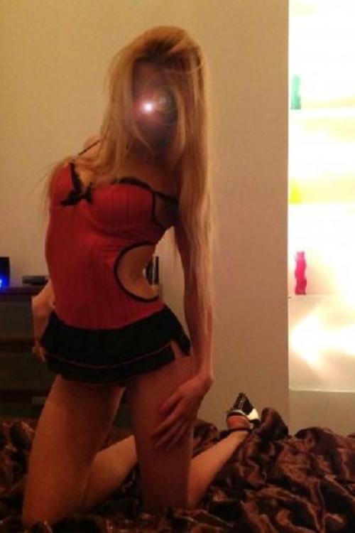 Проститутка Маша, в Питере у метро Купчино