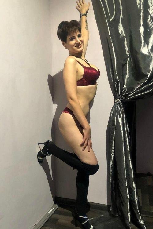 Проститутка Эвелина, в Питере у метро Ленинский проспект