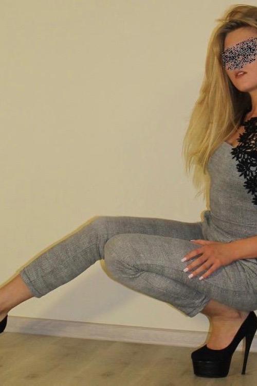 Проститутка Кристи, в Питере у метро Адмиралтейская