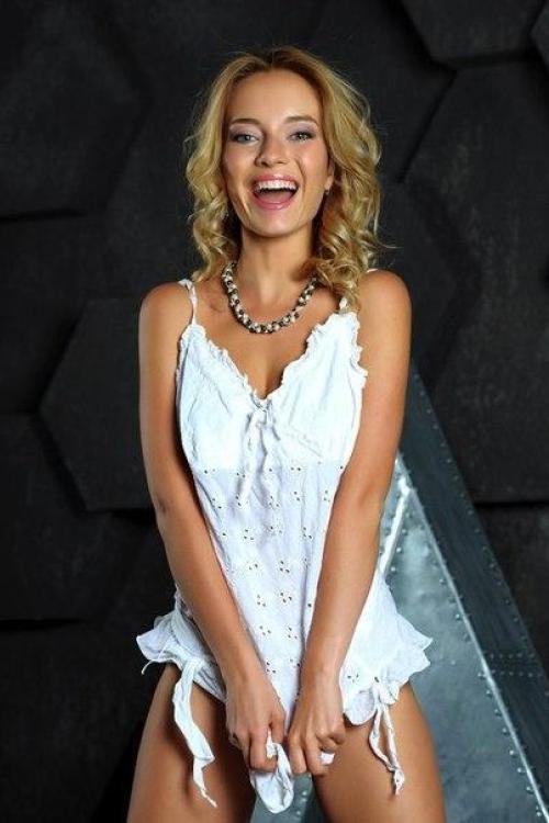 Проститутка Александра, в Питере у метро Василеостровская