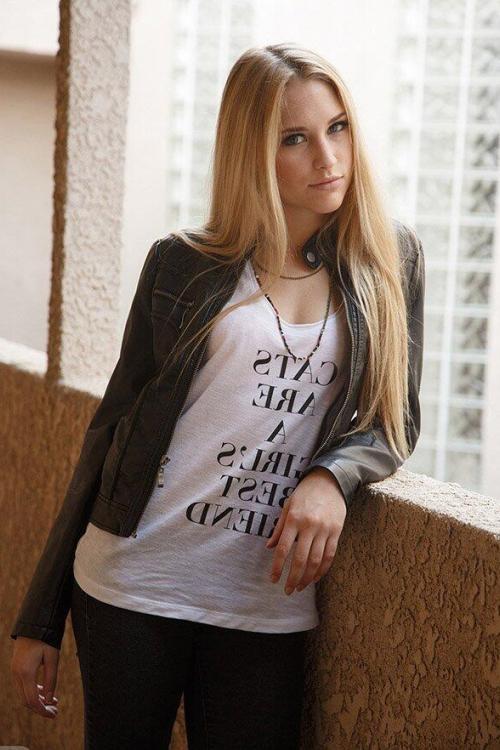 Проститутка Марина, СПб у метро Ломоносовская Проститутка Марина, СПб у метро Ломоносовская