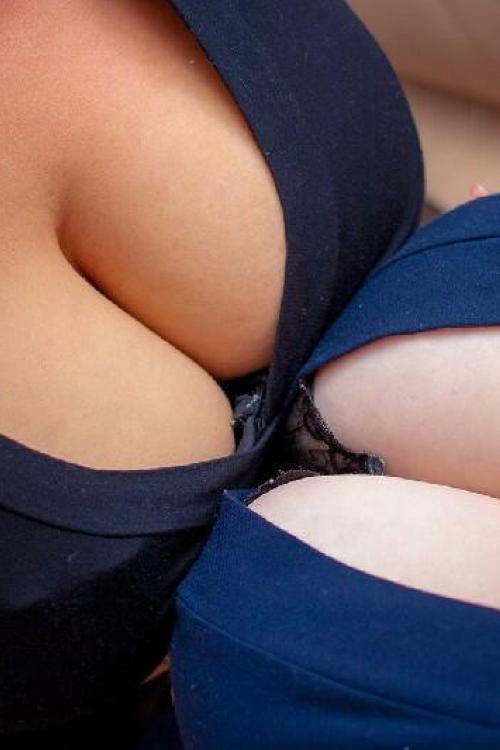 Доска Интим объявлений в Питере | Две девочки ХОТЕЛОЧКИ на Большевиков