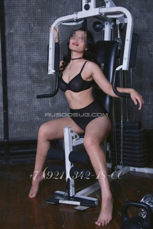 Проститутка Дина, в Питере у метро Пионерская