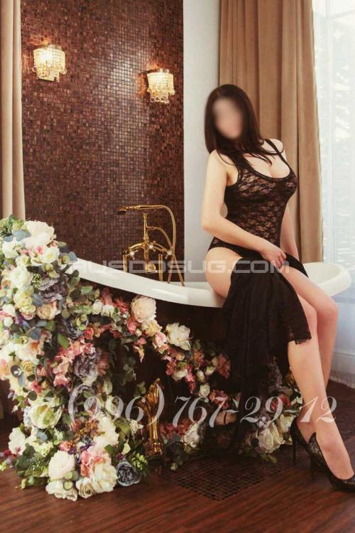 Проститутка Оля, в Питере у метро Озерки