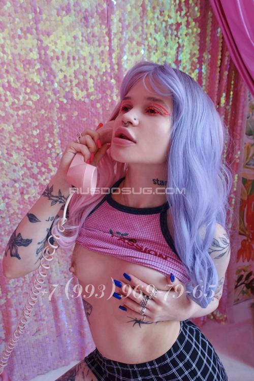 Проститутка Alice With Fire, Питера у метро Площадь Александра Невского