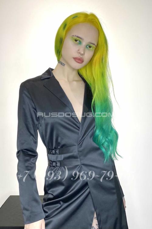 Проститутка Alice With Fire, Питера у метро Площадь Александра Невского