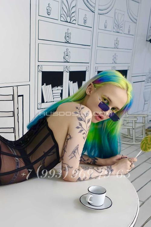 Проститутка Alice With Fire, Питера у метро Площадь Александра Невского