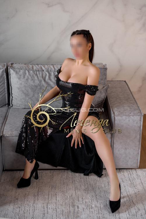 Проститутка Анфиса, Питера у метро Маяковская