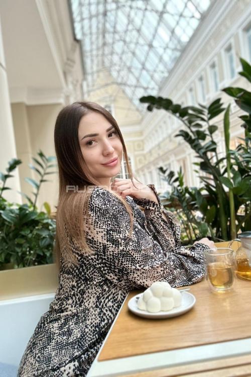 Проститутка Саша, в Питере у метро Адмиралтейская