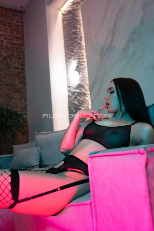 Проститутка Алина, в Питере у метро Площадь Александра Невского