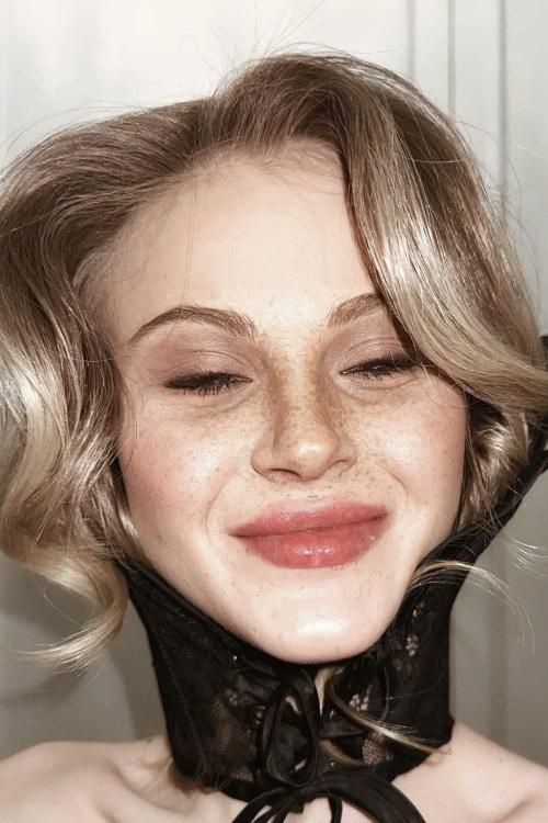 Проститутка Сэйлормун, в Питере у метро Крестовский остров