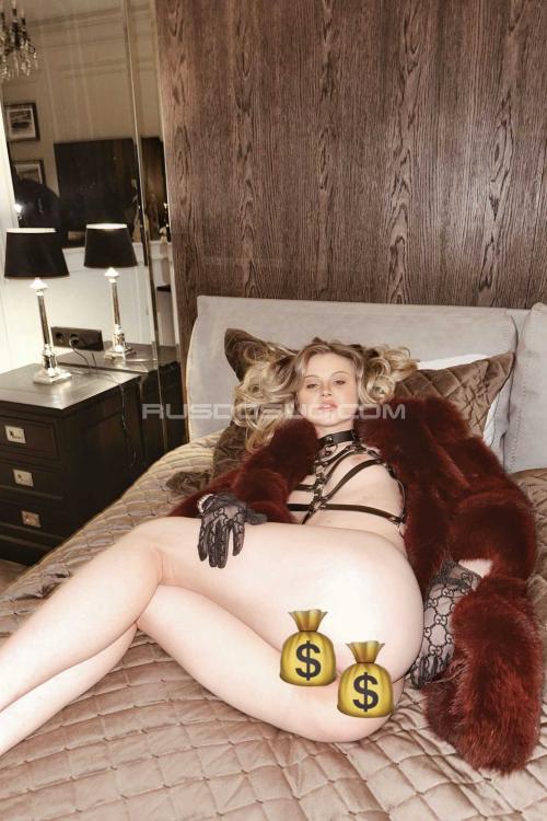 Проститутка Сэйлормун, в Питере у метро Крестовский остров