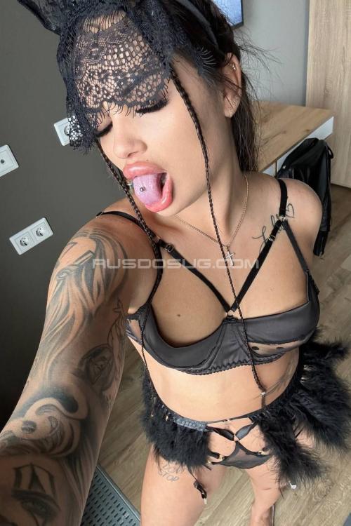 Проститутка Варя, в Питере у метро Площадь Александра Невского