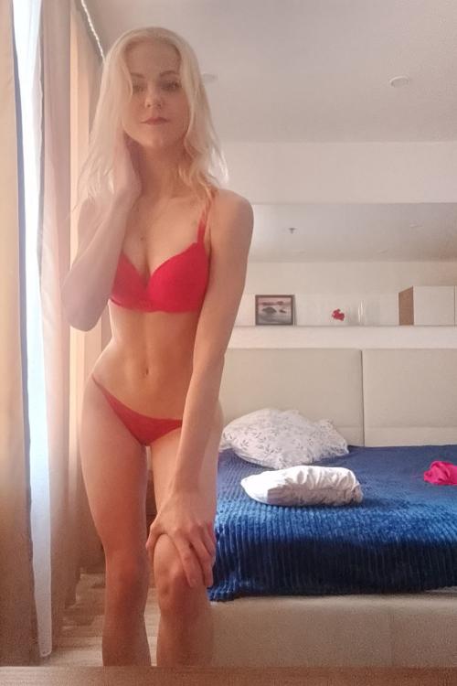 Проститутка Василиса прекрасная, Питера у метро Проспект Просвещения