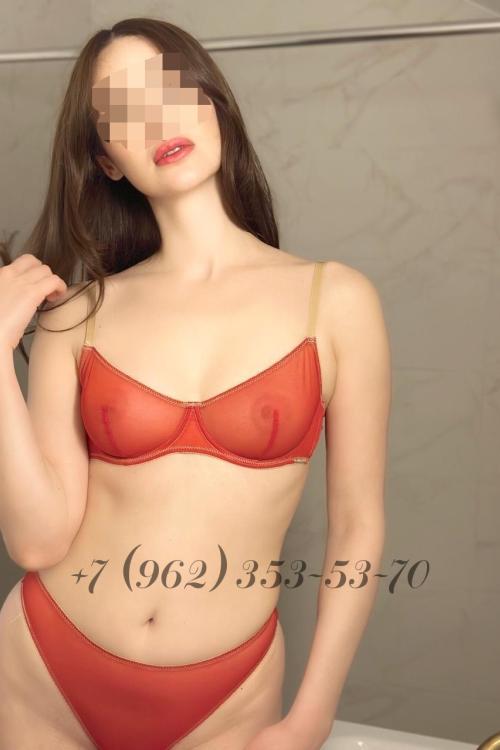 Проститутка Диана, СПб у метро Комендантский проспект Проститутка Диана, СПб у метро Комендантский проспект