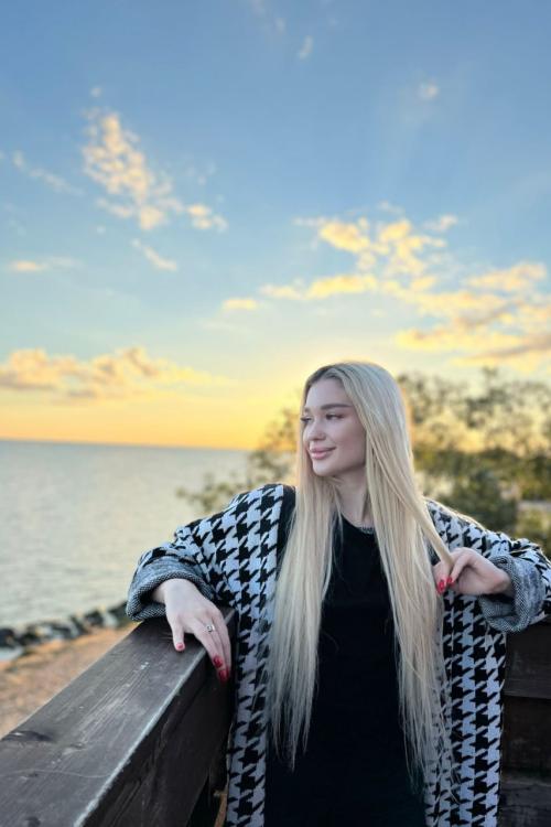 Проститутка Эвита, СПб у метро Проспект Славы