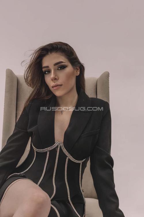 Проститутка Арина, в Питере у метро Московская