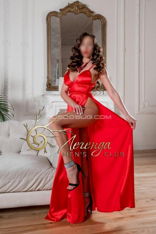 Проститутка Алина, в Питере у метро Маяковская