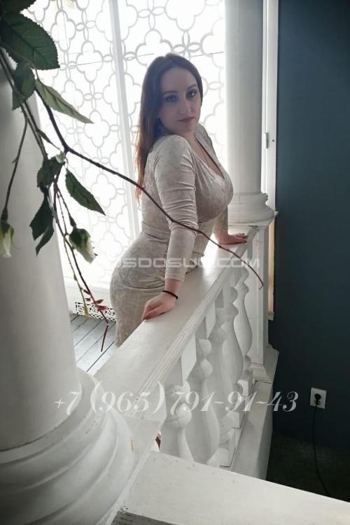 Проститутка Каришка, в Питере у метро Ломоносовская