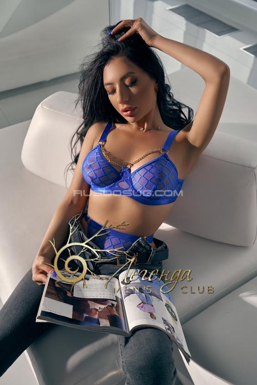 Проститутка Алина, в Питере у метро Пионерская