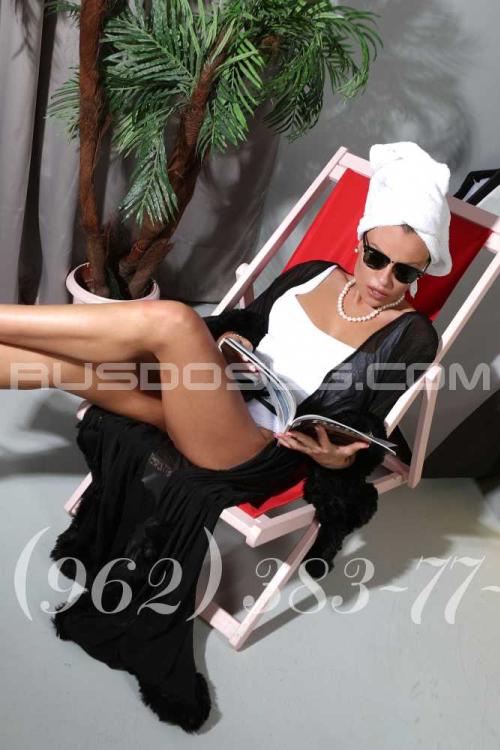 Проститутка Кэрри, Питера у метро Балтийская