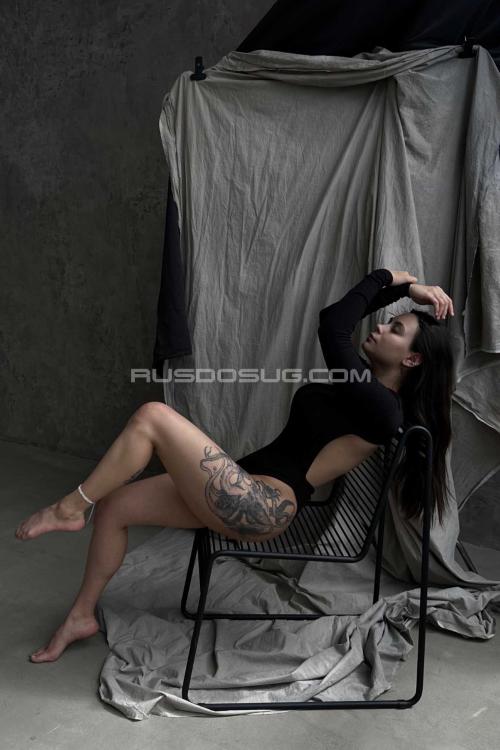 Проститутка Варя, в Питере у метро Достоевская