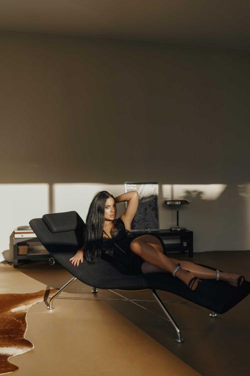 Проститутка Ангелина, СПб у метро Комендантский проспект