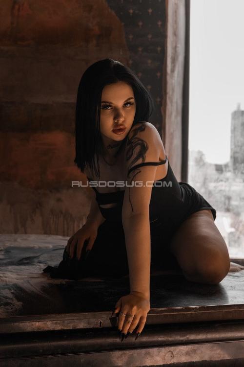 Проститутка Лина, СПб у метро Гостиный двор Проститутка Лина, СПб у метро Гостиный двор