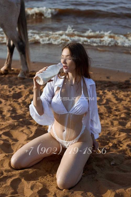 Проститутка Анечка, в Питере у метро Чёрная речка