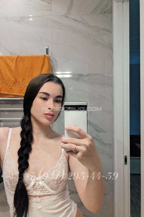 Проститутка Алина, в Питере у метро Московская