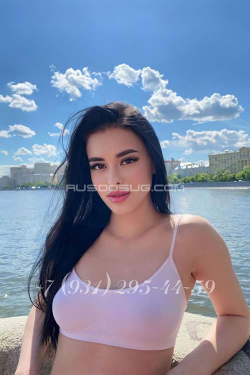 Проститутка Алина, в Питере у метро Московская