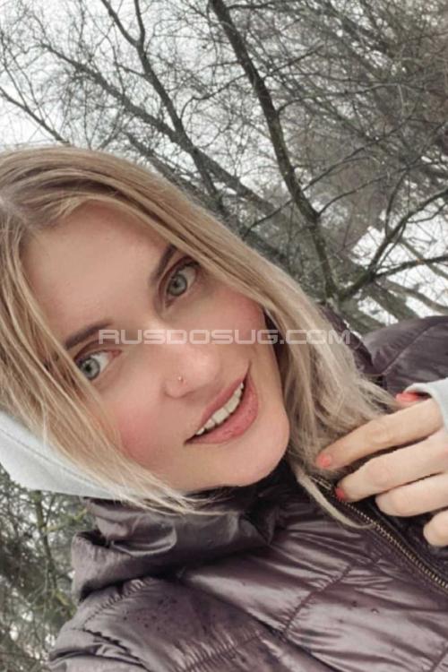 Проститутка Анальная Анна, Питера у метро Парк Победы