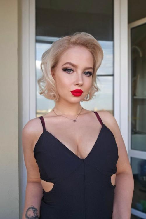 Проститутка Ева, в Питере у метро Автово