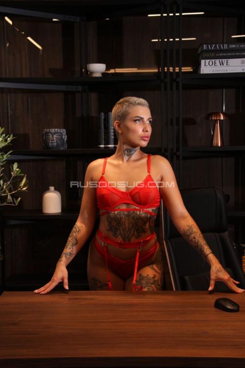 Проститутка Алина, Питера у метро Звенигородская