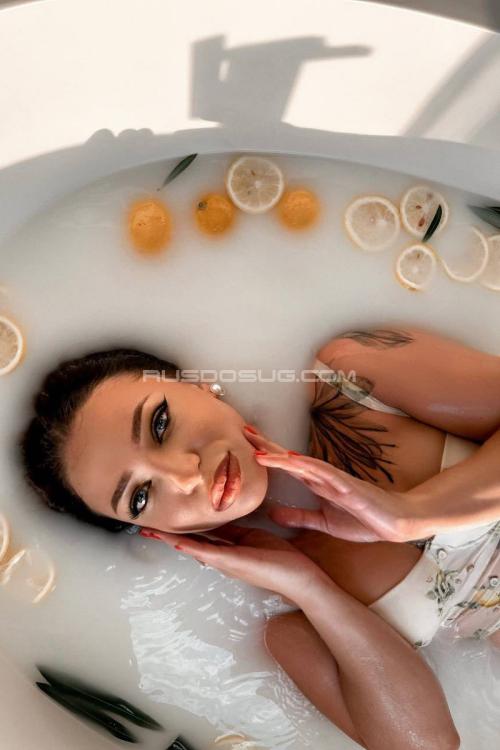 Проститутка Адель, Питера у метро Пионерская Проститутка Адель, Питера у метро Пионерская