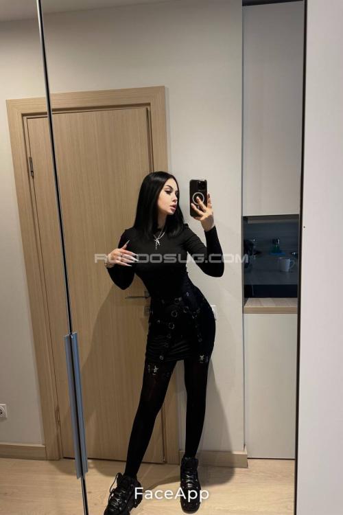 Проститутка Валерия, СПб у метро Чернышевская