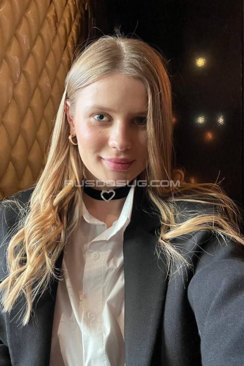 Проститутка Олеся, в Питере у метро Владимирская