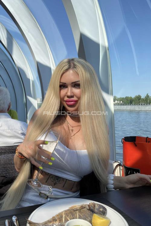 Проститутка Мелиса, в Питере у метро Площадь Восстания