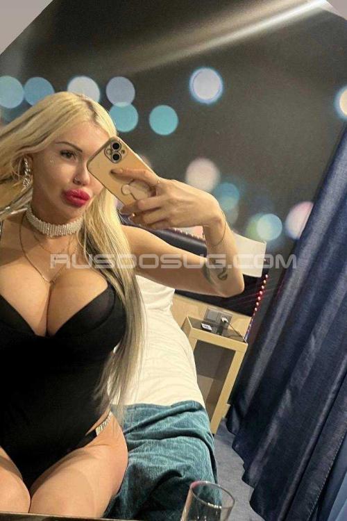 Проститутка Мелиса, Питера у метро Гостиный двор