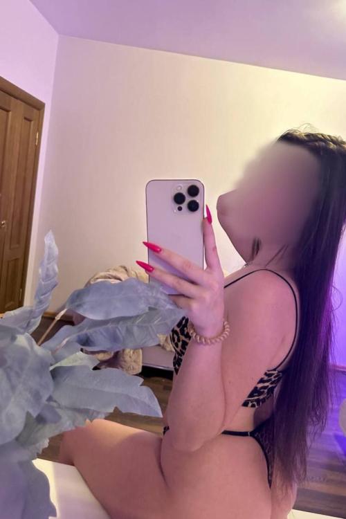 Проститутка Олеся, Питера у метро Московская