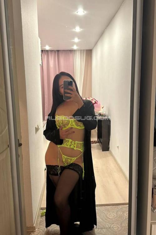 Проститутка Том Ям, СПб у метро Московская