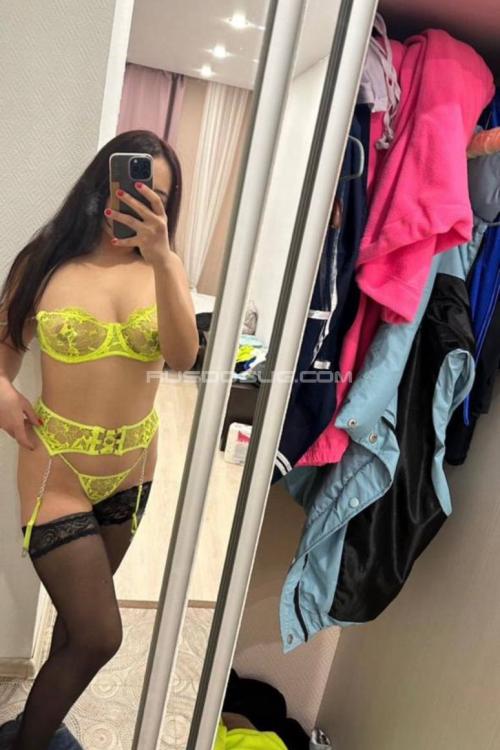 Проститутка Том Ям, СПб у метро Московская