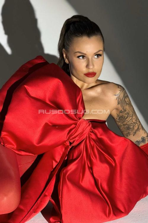 Проститутка Кэрри, в Питере у метро Звёздная